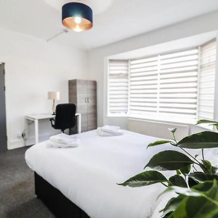 Urban Oasis Bed and Breakfast London Exteriör bild