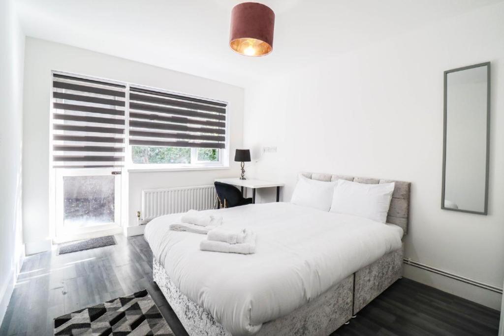 Urban Oasis Bed and Breakfast London Exteriör bild